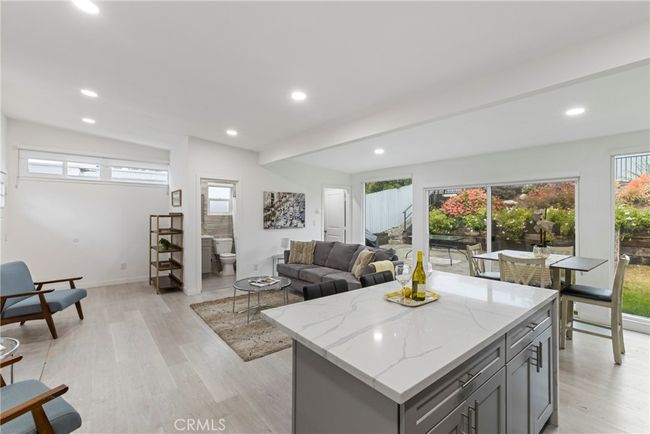 7335 Kyle St, House other with 3 bedrooms, 3 bathrooms and null parking in Tujunga CA | Image 5