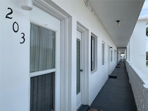 203-8126 112th Street, SEMINOLE, FL, 33772 | Card Image