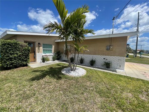 6403 Lonnie Lee Ln, HUDSON, FL, 34667-1372 | Card Image