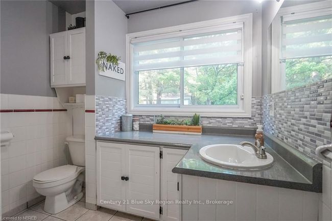 6 Mccharles Line, House other with 3 bedrooms, 2 bathrooms and 6 parking in Powassan ON | Image 34