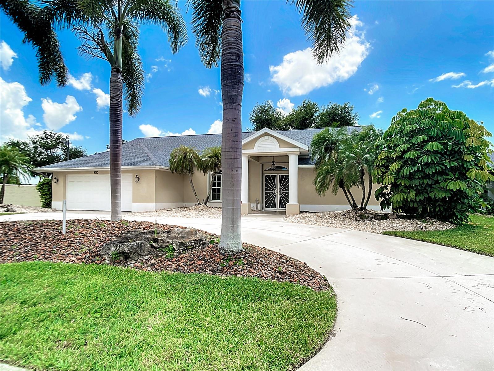 Joyce Ct, Venice, FL 34293