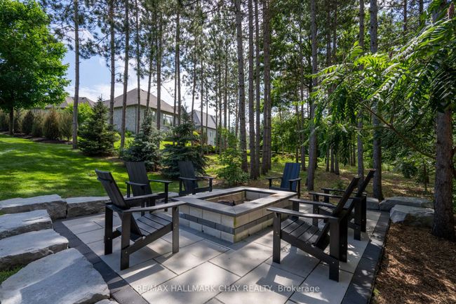 105 Mennill Dr, House other with 4 bedrooms, 4 bathrooms and 9 parking in Minesing ON | Image 43