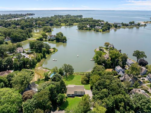 35 Outlook Dr, Darien, CT, 06820-5617 | Card Image
