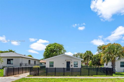 1001 4th Ave, Pompano Beach, FL, 33060-5515 | Card Image