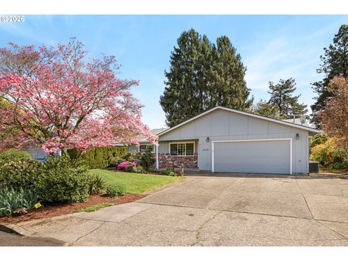 14576 Se Bonnie Way, Milwaukie, OR, 97267-2225 | Card Image