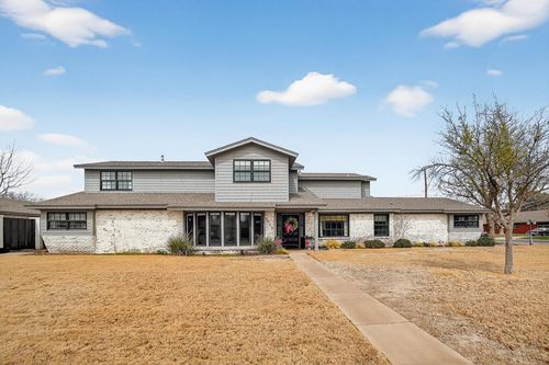 2000 Neely Ave, Midland, TX, 79705-7451 | Card Image