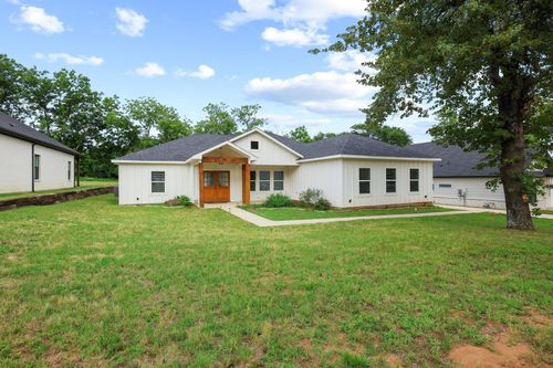 1834 S Park Ave, Denison, TX, 75020-5708 | Card Image
