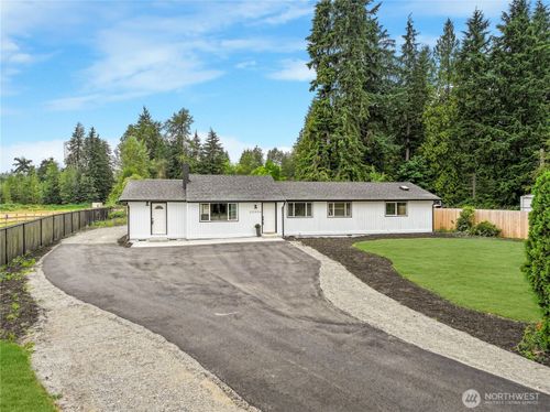 22406 121st Dr Ne, Arlington, WA, 98223-9512 | Card Image