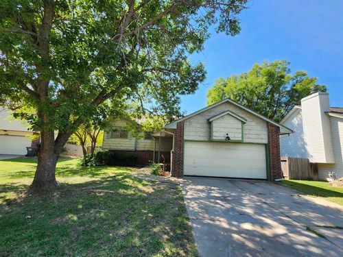 7519 E Leewood Cir, Wichita, KS, 67226-2244 | Card Image
