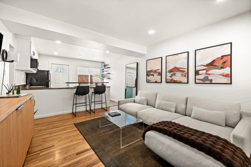149-650 N 300 W, Salt Lake City, UT, 84103-1364 | Card Image