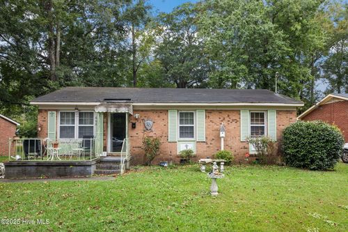 602 Meadows Ln, Kinston, NC, 28501-4631 | Card Image
