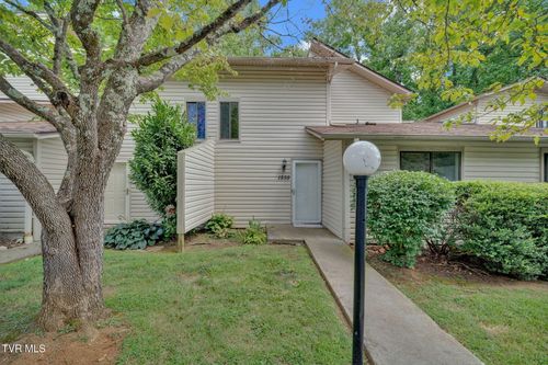 37-1559 Colony Park Dr, Johnson City, TN, 37604-7183 | Card Image