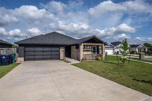 8516 Gibbs Drive, Oklahoma City, OK, 73135 | Card Image