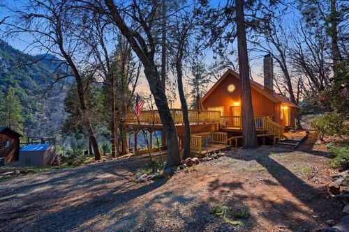 1900 Flynn Dr, Springville, CA, 93265-9219 | Card Image