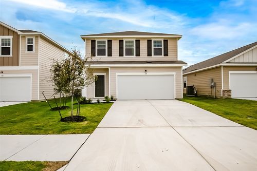 110 Blackbear Dr, Hutto, TX, 78634-2614 | Card Image