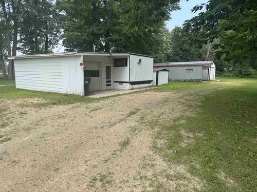 W5168 Shady Lane, WASHINGTON, WI, 54166 | Card Image