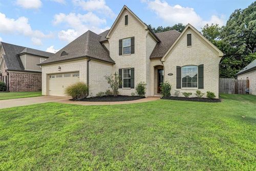 5191 Forest Bend Cv, Southaven, MS, 38672-9598 | Card Image