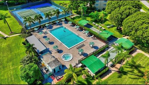 217-2615 Ne 3rd Ct, Boynton Beach, FL, 33435-1401 | Card Image