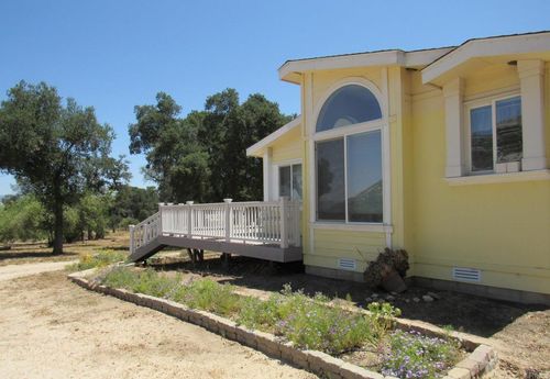 1124 Far Valley Rd, Campo, CA, 91906-3212 | Card Image