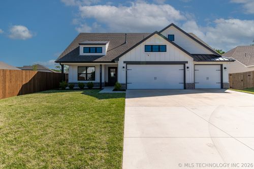 13411 S 95th East Ave, Bixby, OK, 74008-1714 | Card Image