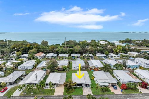 812 S Silver Cir, Key Largo, FL, 33037-3842 | Card Image
