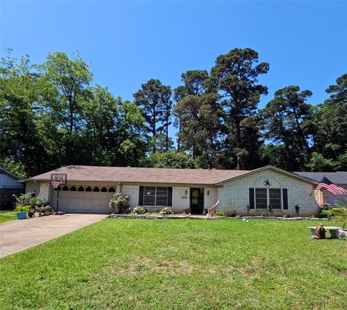 1005 Seminole Ln, Longview, TX, 75605-5745 | Card Image