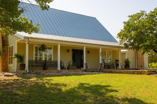 405 Frederick Road, Fredericksburg, TX, 78624 | Card Image