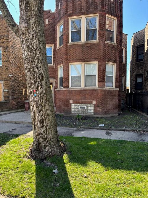 7644 Cornell Ave, CHICAGO, IL, 60649-4020 | Card Image