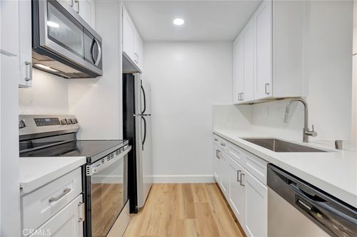 116-28947 Thousand Oaks, Agoura Hills, CA, 91301 | Card Image