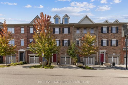 56 Robert Peel Rd, Kitchener, ON, N2H0B5 | Card Image