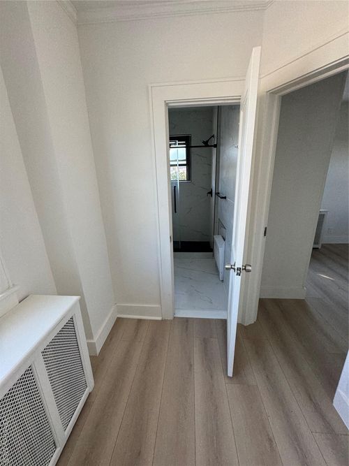 28 Walt Whitman Rd, Huntingtn Sta, NY, 11746-4107 | Card Image