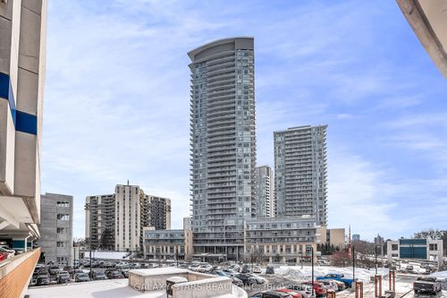 314-70 Forest Manor Rd, North York, ON, M2J0A9 | Card Image