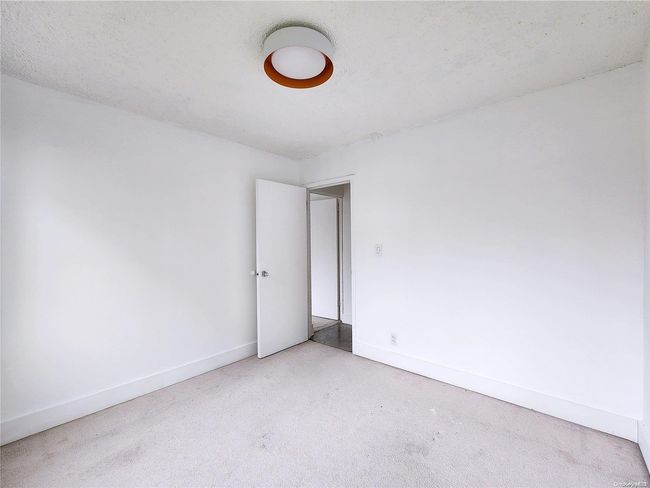 APT-4B - 162-40 9 Th Ave, Home with 3 bedrooms, 1 bathrooms and null parking in Beechhurst NY | Image 21