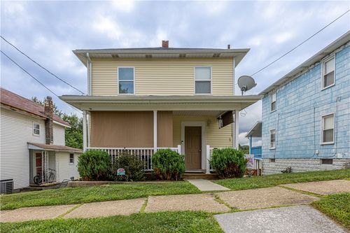 25 Vernon St, Uniontown, PA, 15401-4039 | Card Image
