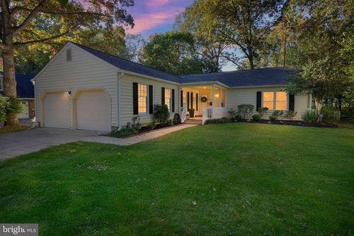 1557 Farlow Ave, CROFTON, MD, 21114-1535 | Card Image