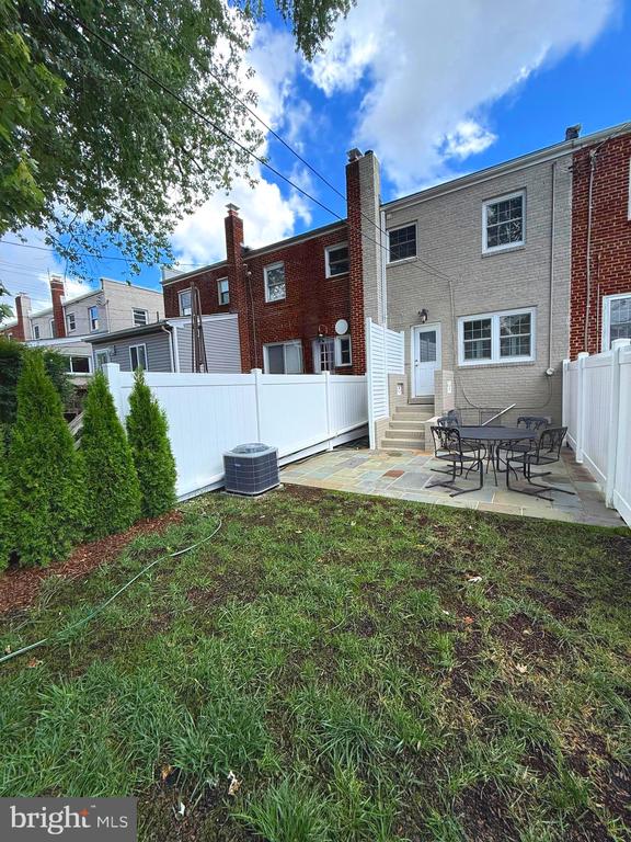 Residential in ALEXANDRIA 4