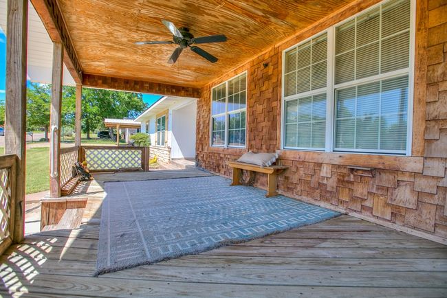 202 Sharp Ave, House other with 3 bedrooms, 2 bathrooms and 1 parking in Ballinger TX | Image 6