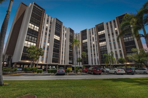 702-10355 Paradise Blvd, TREASURE ISLAND, FL, 33706-3132 | Card Image