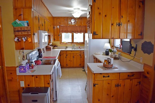 1208 Oak St, House other with 4 bedrooms, 2 bathrooms and null parking in Osage IA | Image 9