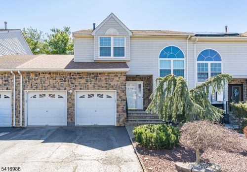 9 Barn Swallow Blvd, Marlboro, NJ, 07746-2523 | Card Image