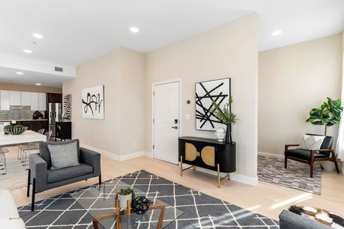 401-123 Warren Street, Boston, MA, 02119 | Card Image