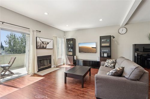 4-15786 Midwood Dr, Granada Hills, CA, 91344 | Card Image