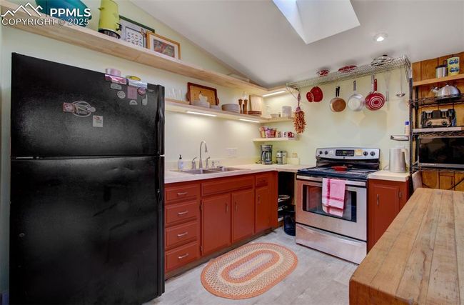 9835 Mesa Rd, House other with 3 bedrooms, 2 bathrooms and 2 parking in Cascade CO | Image 30