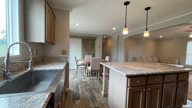 19153 Shed Church Rd, House other with 3 bedrooms, 2 bathrooms and null parking in Marion IL | Image 7