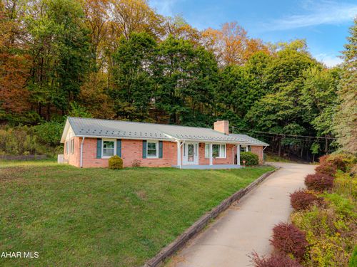 680 Barclay Dr, Bedford, PA, 15522-1922 | Card Image
