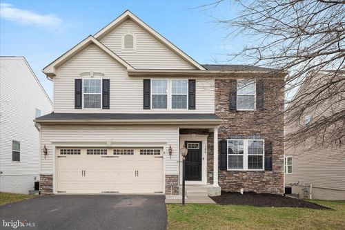 104 Fiesta Dr, STEPHENSON, VA, 22656-1876 | Card Image