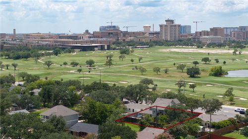 1610 George Bush Dr, College Station, TX, 77840-3118 | Card Image