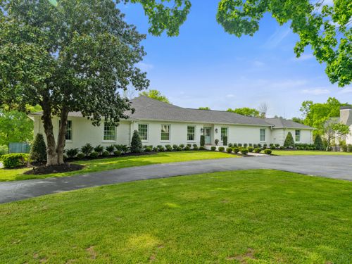 305 Appomattox Dr, Brentwood, TN, 37027-4956 | Card Image
