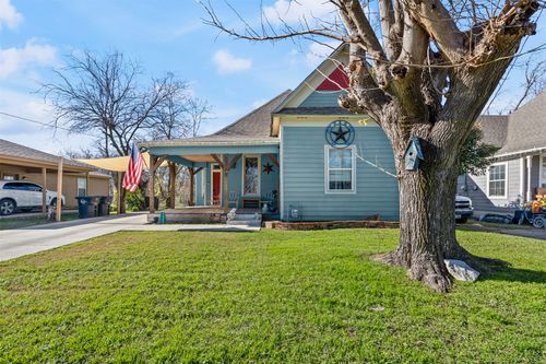 1409 N Robinson St, Cleburne, TX, 76031-2617 | Card Image