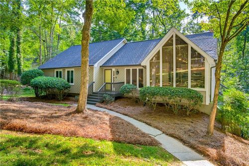 4842 Scotts Mill Way, Peachtree Corners, GA, 30096-2957 | Card Image